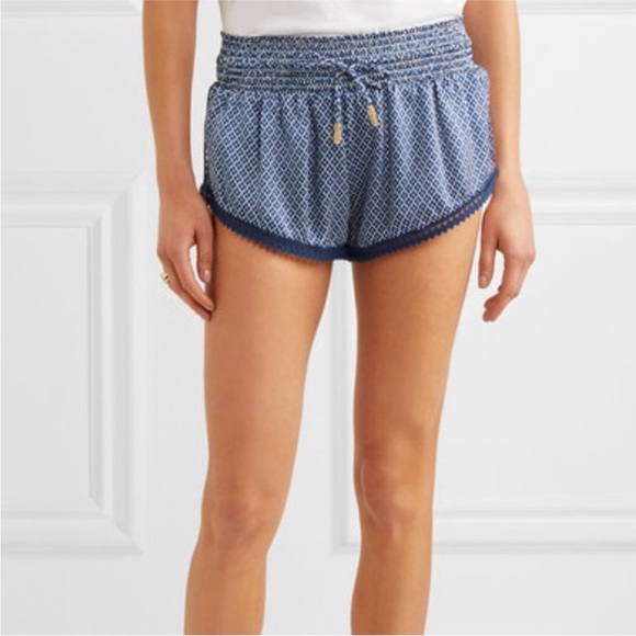 Paloma Blue Crochet Printed Silk Satin Short Medium EUC - Picture 1 of 9